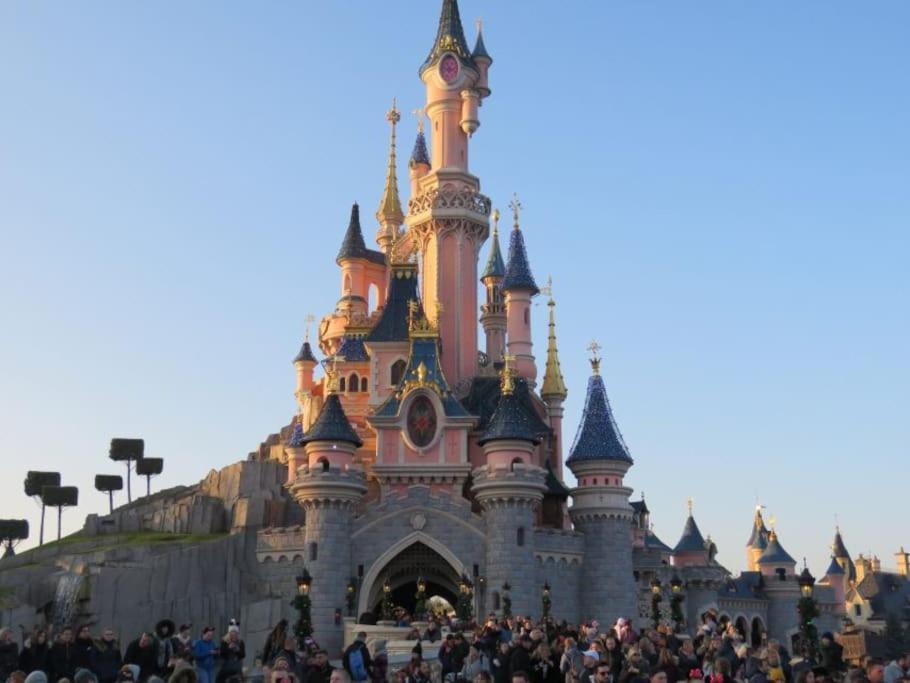 Little Explorer*Studio*Disneyland*Valdeurope*Paris Montevrain Ngoại thất bức ảnh
